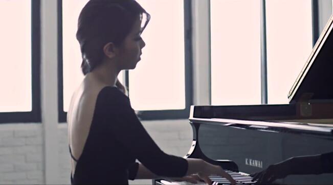 邓紫棋_单行的轨道 1080P高清MV