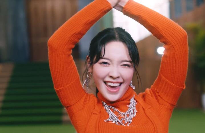 [MV] Billlie – GingaMingaYo (the strange world) 1080p 日韩车载MV